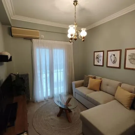 Acropoli 2 Bedroom Flat With Rooftop Acropolis View